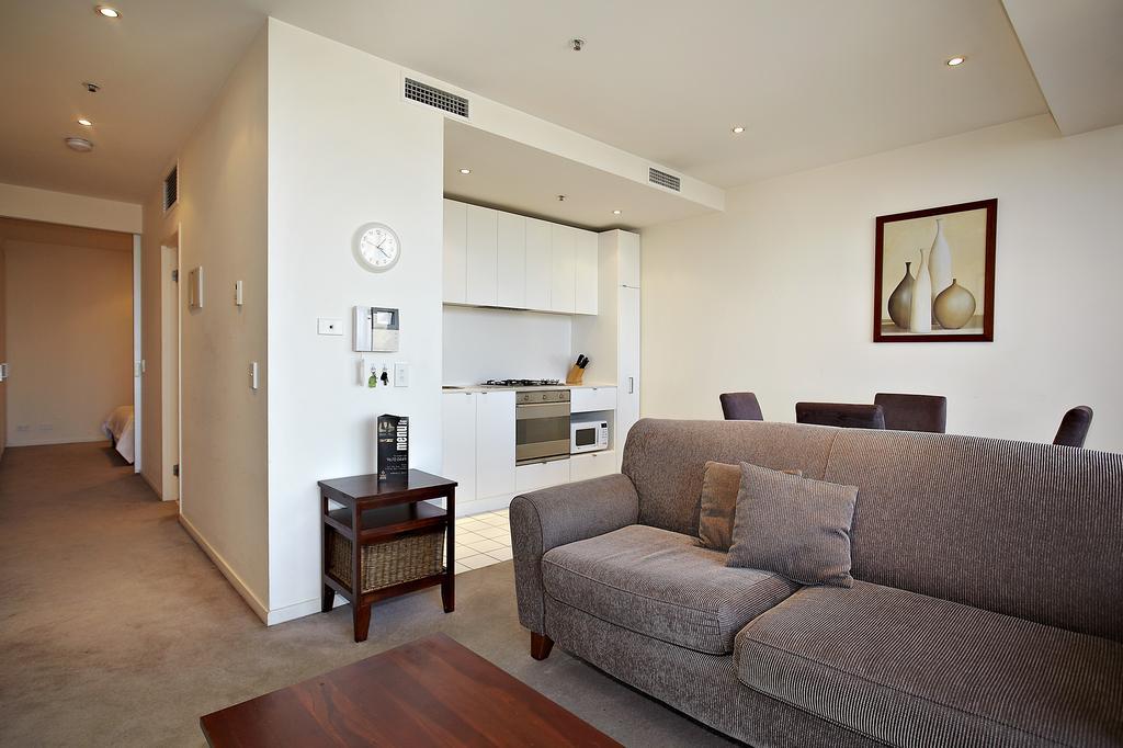 Astra Apartments מלבורן חדר תמונה